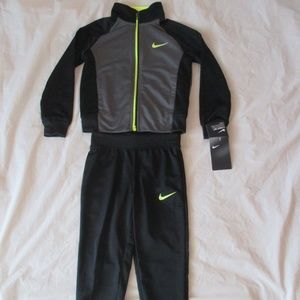 Nike Boys Tracksuit 2 Piece Black Gray 86E132-023